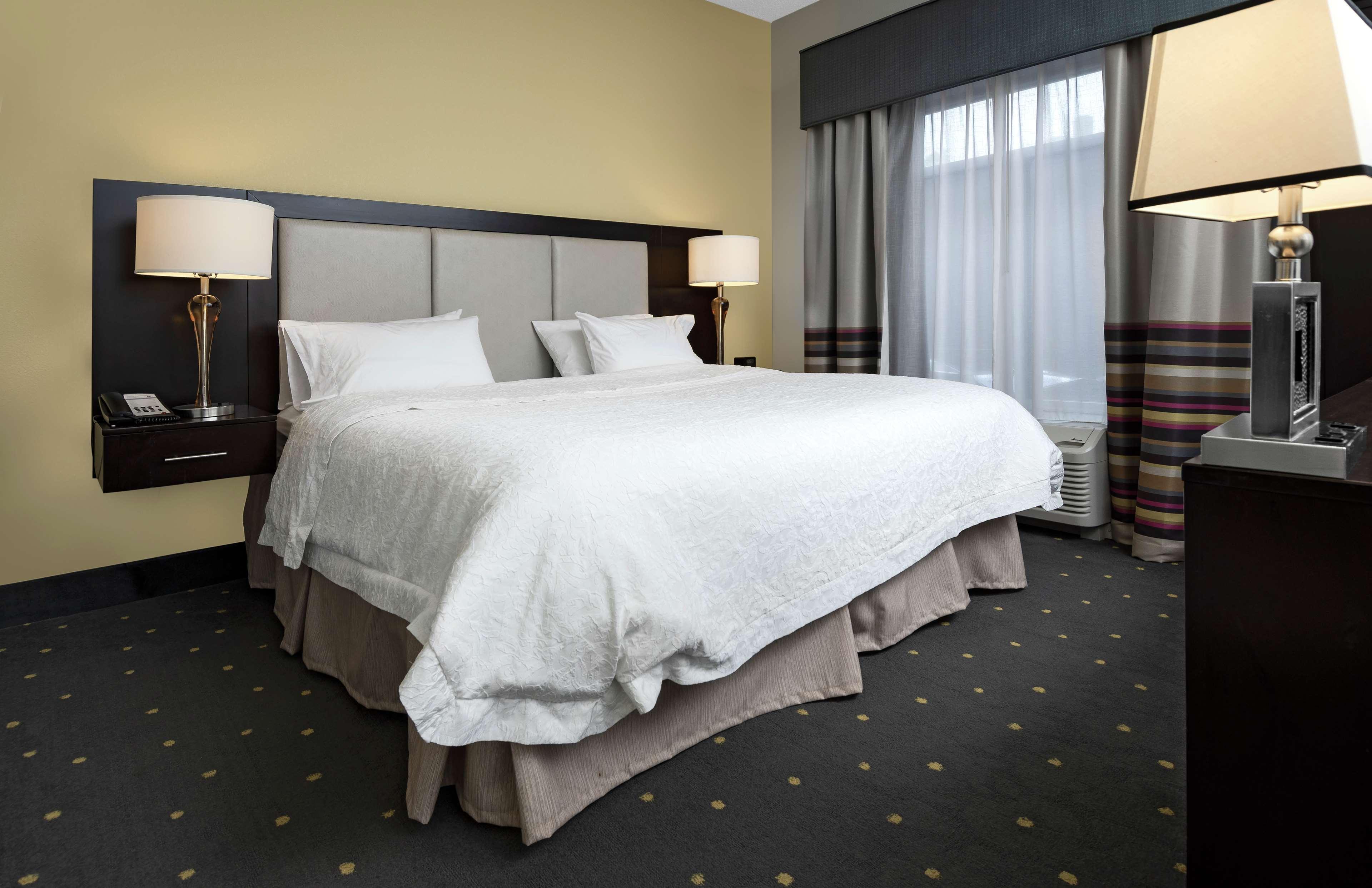 Hampton Inn & Suites - Raleigh Downtown Eksteriør bilde