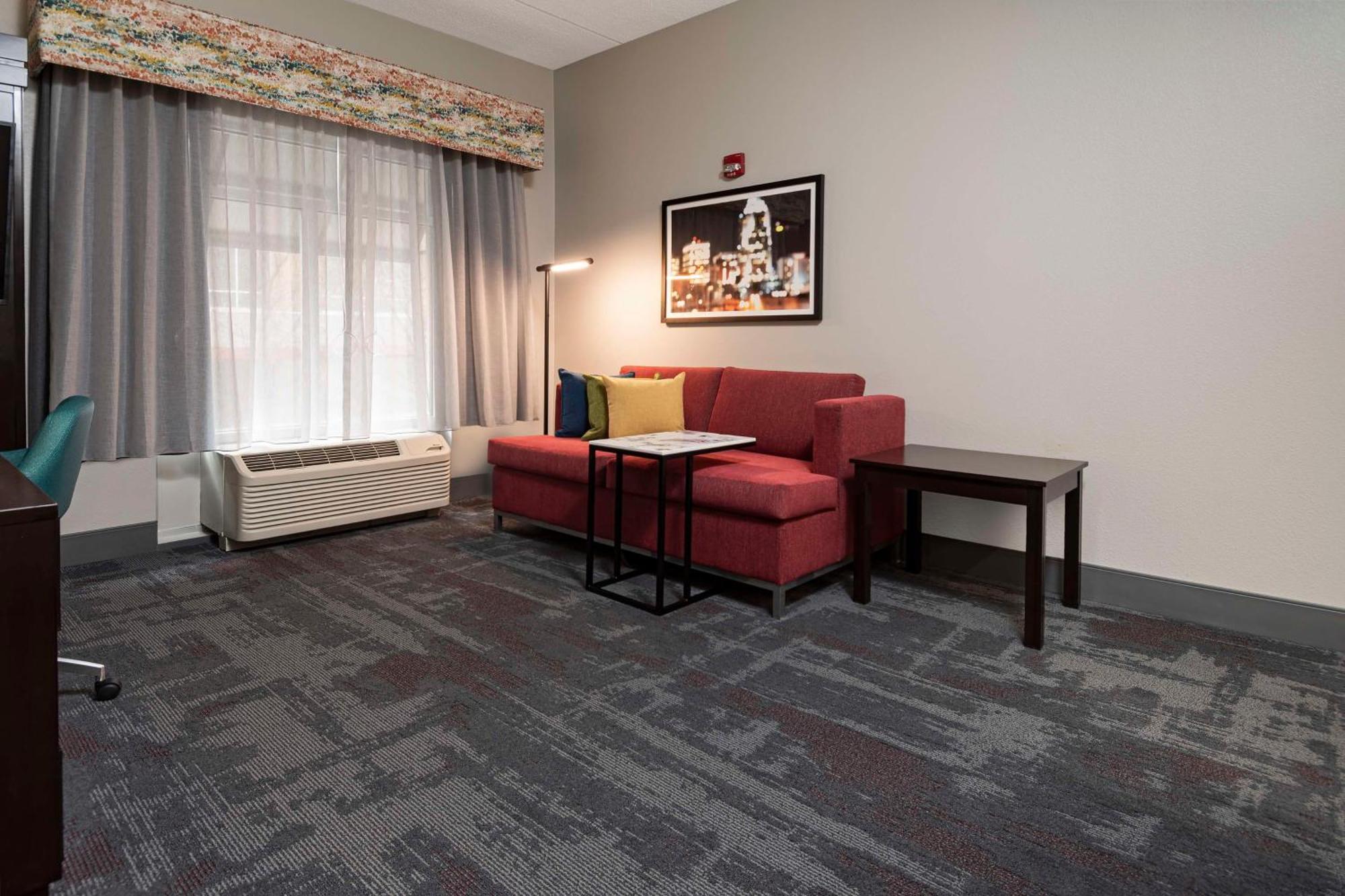 Hampton Inn & Suites - Raleigh Downtown Eksteriør bilde