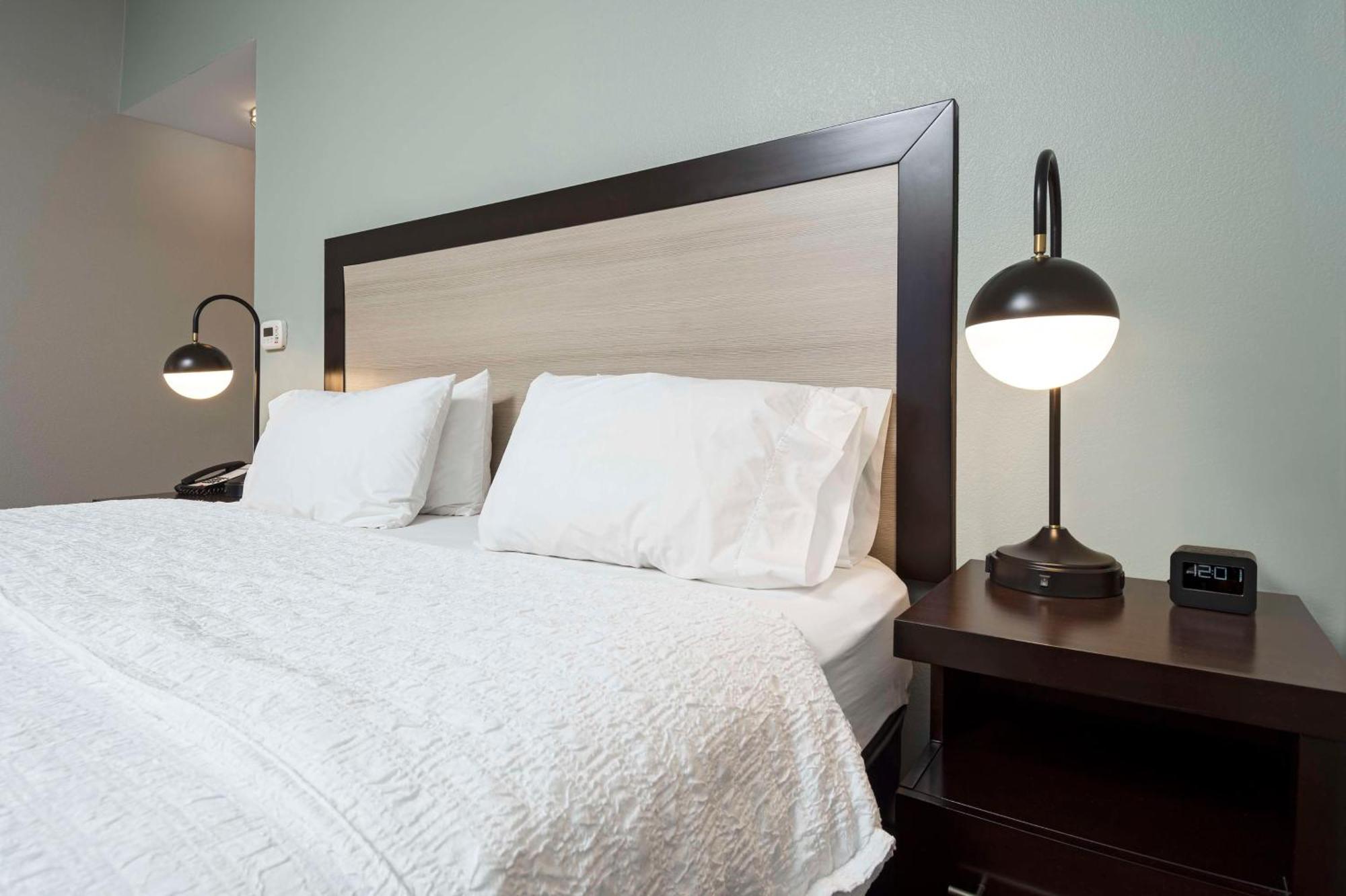 Hampton Inn & Suites - Raleigh Downtown Eksteriør bilde