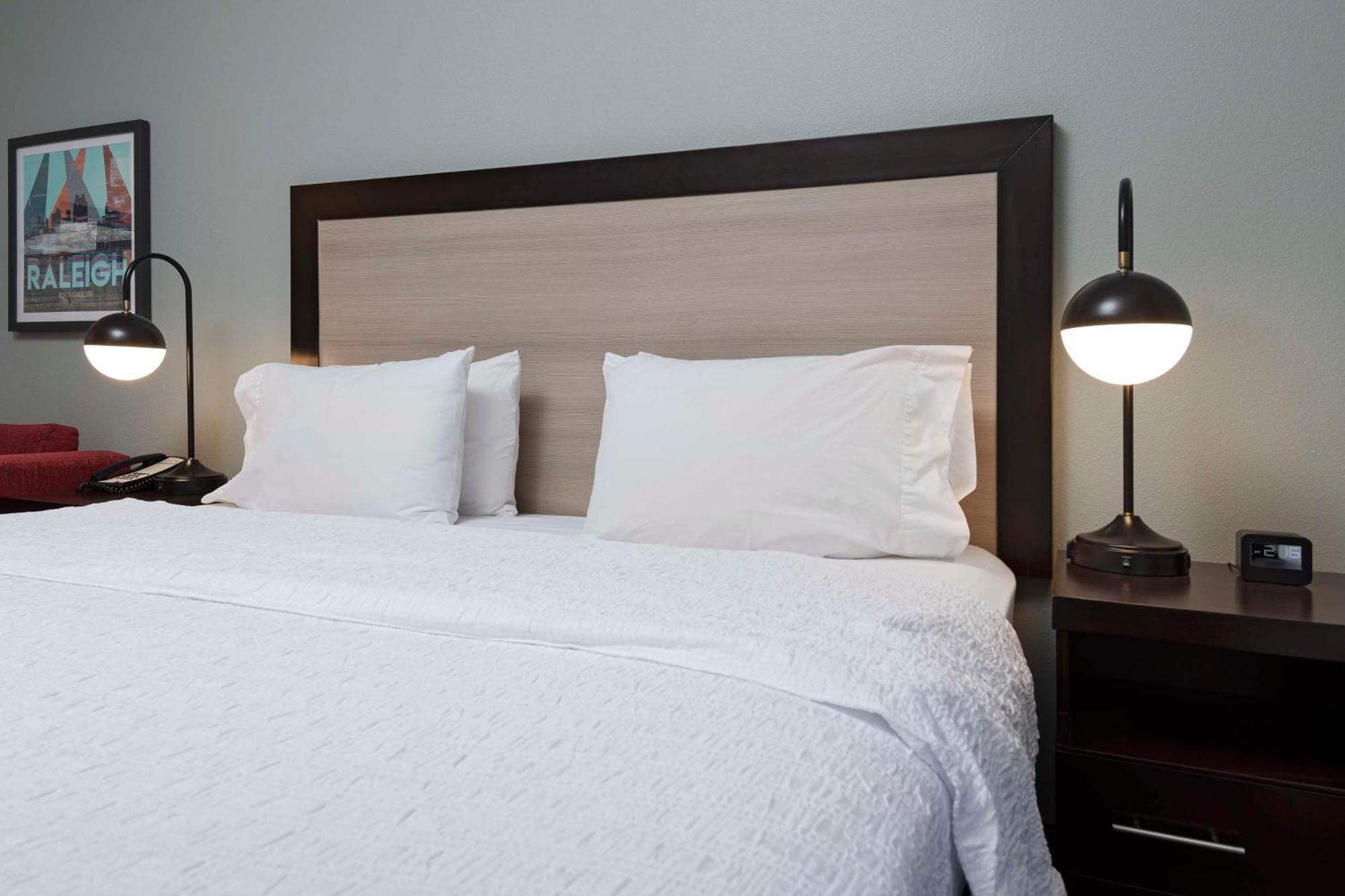 Hampton Inn & Suites - Raleigh Downtown Eksteriør bilde