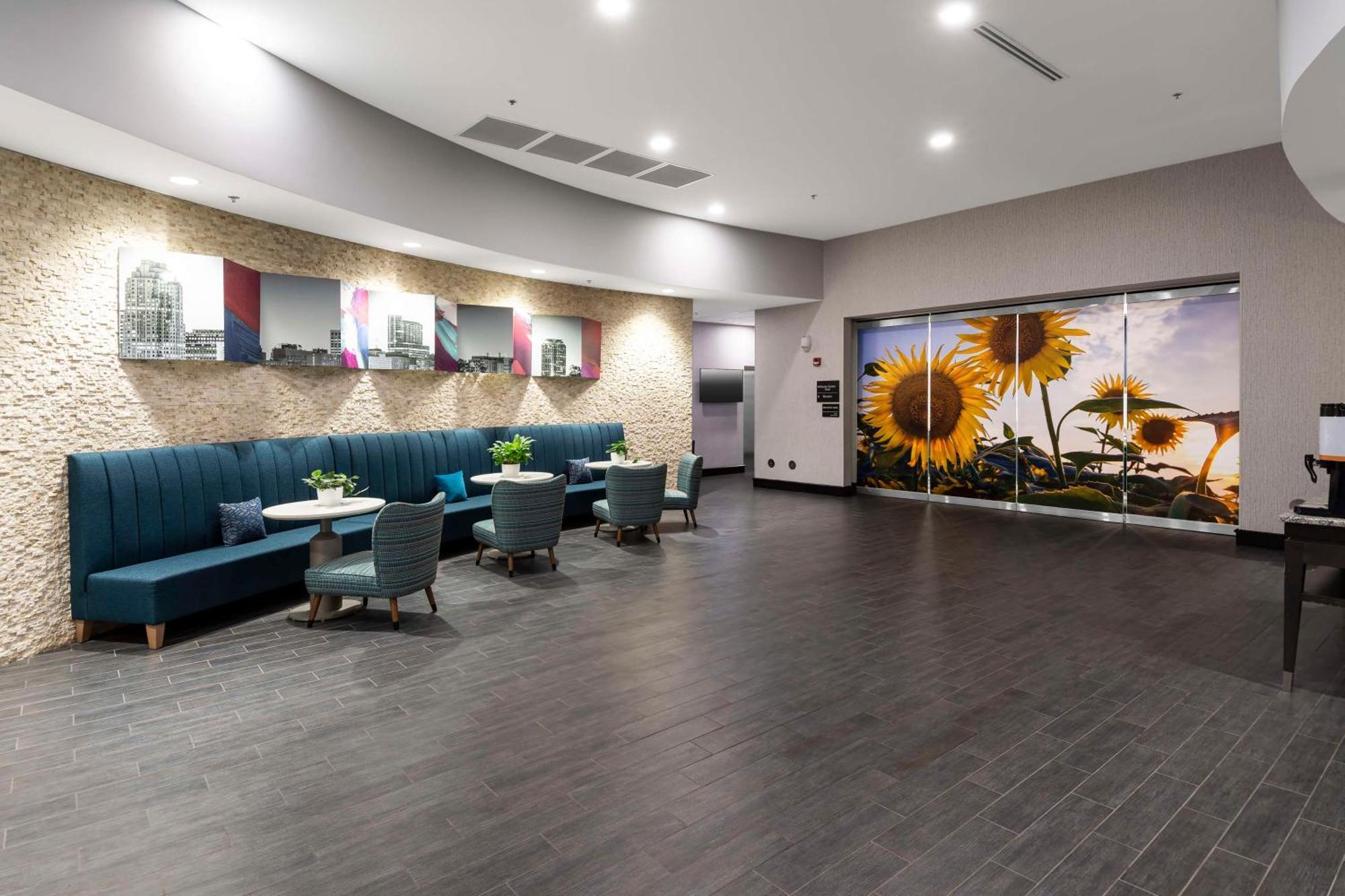 Hampton Inn & Suites - Raleigh Downtown Eksteriør bilde