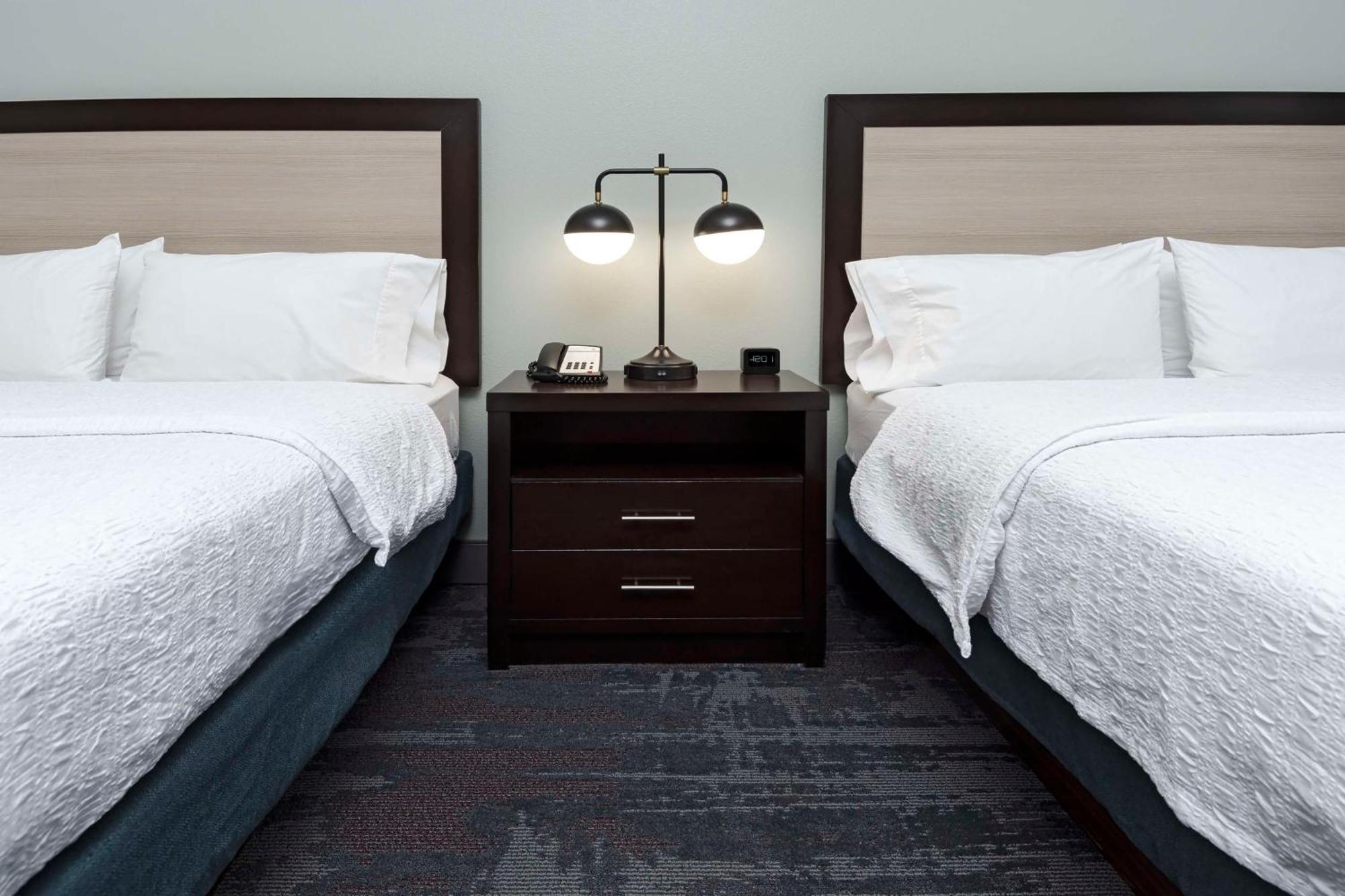 Hampton Inn & Suites - Raleigh Downtown Eksteriør bilde